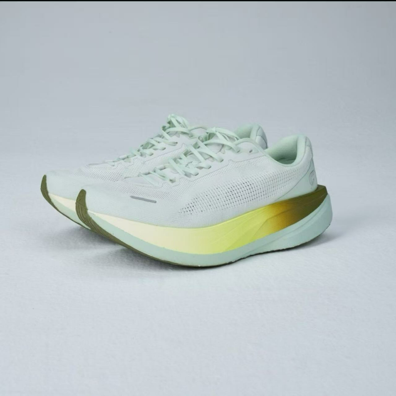 Professional Running Shoes Men - Outdoor Sport Flooring review and price