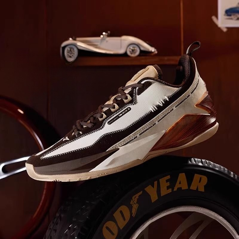 Professional Basketball Shoes  - Outdoor Sport Flooring review and price